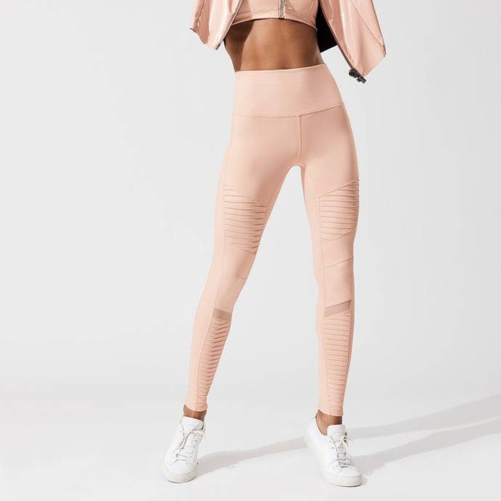 NWT ALO Yoga Leggings Small! - Picture 3 of 9